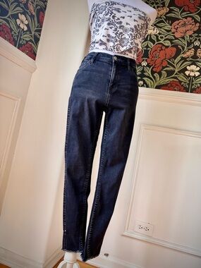Stonefield 🗿 Mid Rise Skinny Jean Petite